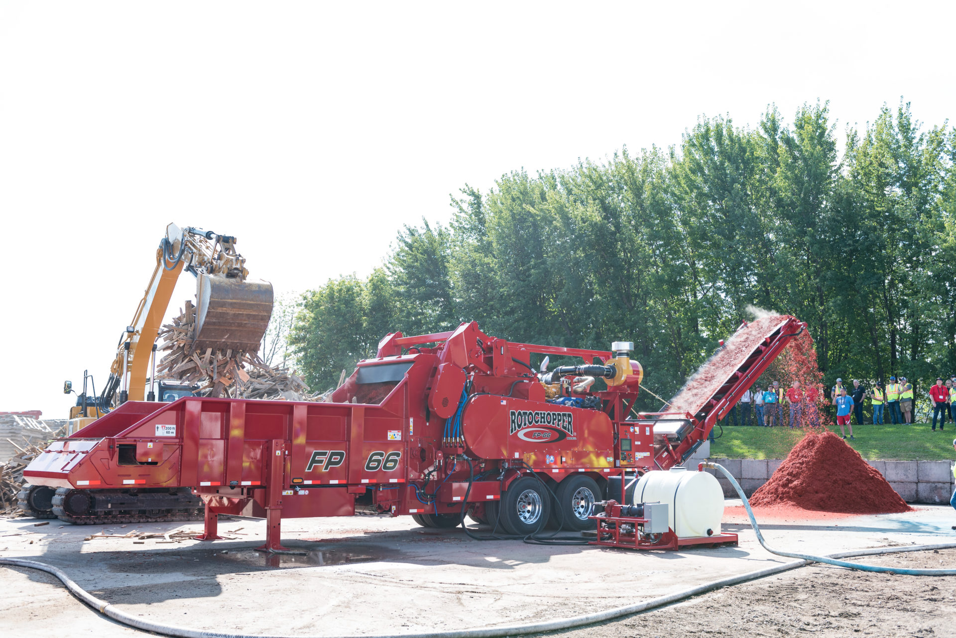 fp66 c & d debris red colored mulch