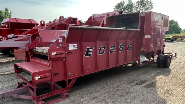 used rotochopper ec 256 2017 electric horizontal grinder for sale