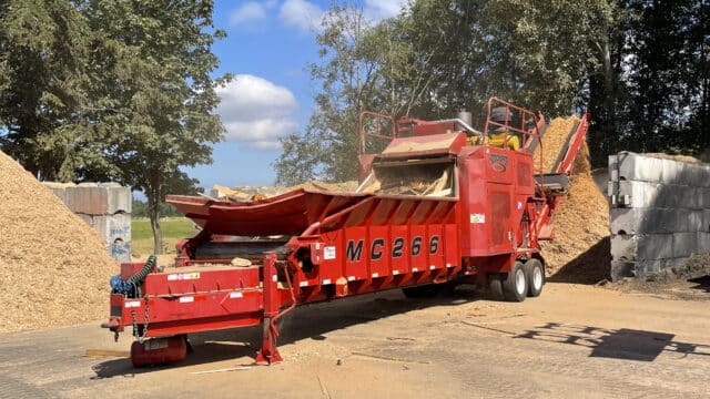 perry pallet mc-266 rotochopper horizontal grinder