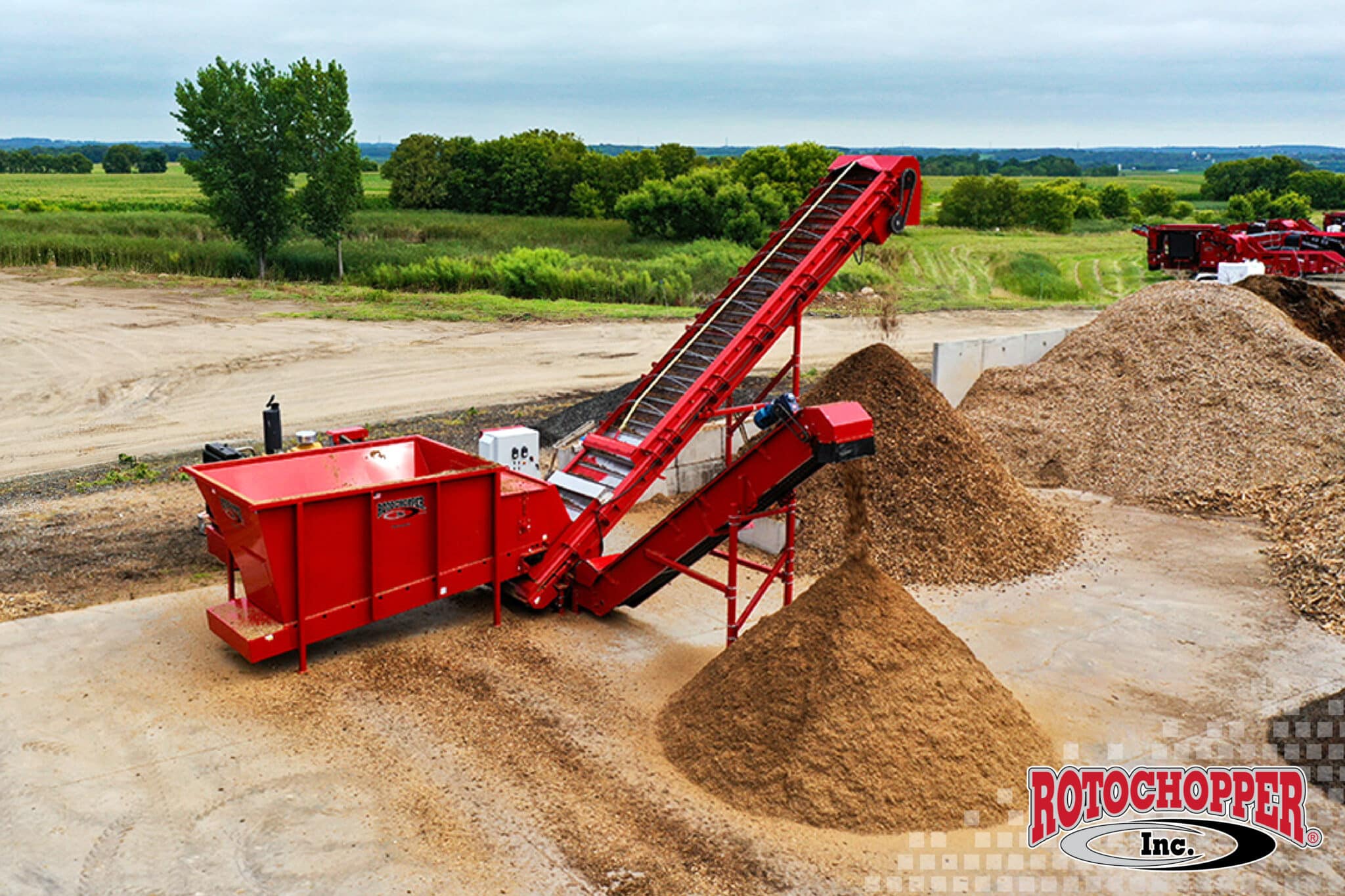 rotochopper screener conveyor screening wood product