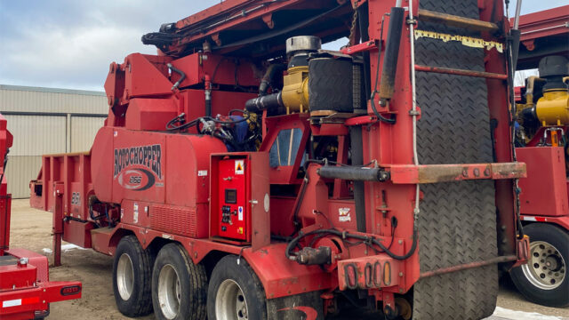 used 2014 rotochopper b-66 horizontal grinder for sale
