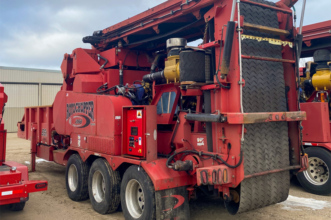 used 2014 rotochopper b-66 horizontal grinder for sale
